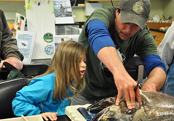 Students dissect fish with ADF&G staff