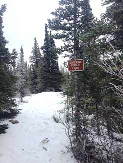 iamge of trail entrance to public land