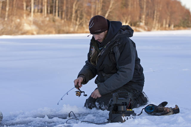 Ice Fishing in Mat-Su